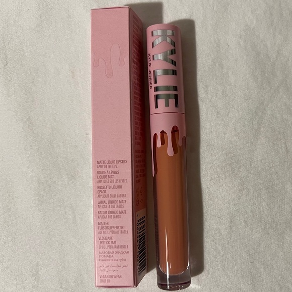 💋NIB💋 KYLIE COSMETICS Matte Liquid Lipstick in Another Day, Another Nude - Picture 4 of 8